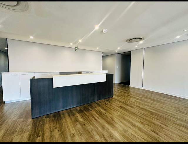 1,679M² OFFICE TO LET IN SOMERSET PARK